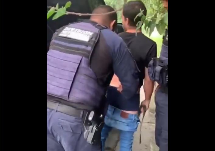 PNB sometió a humillante requisa corporal a joven para presionarlo a una “colaboración” (Video)