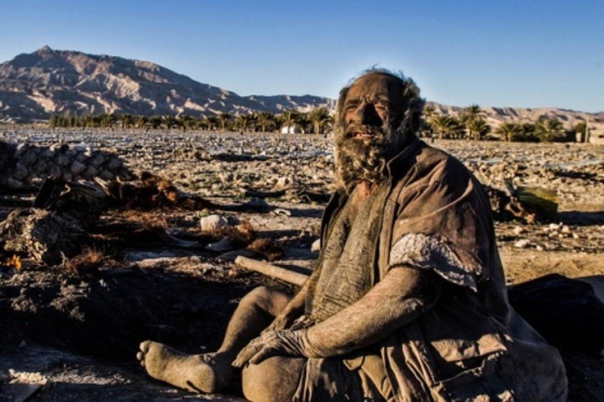 El hombre más sucio del mundo fallece a los 94 años