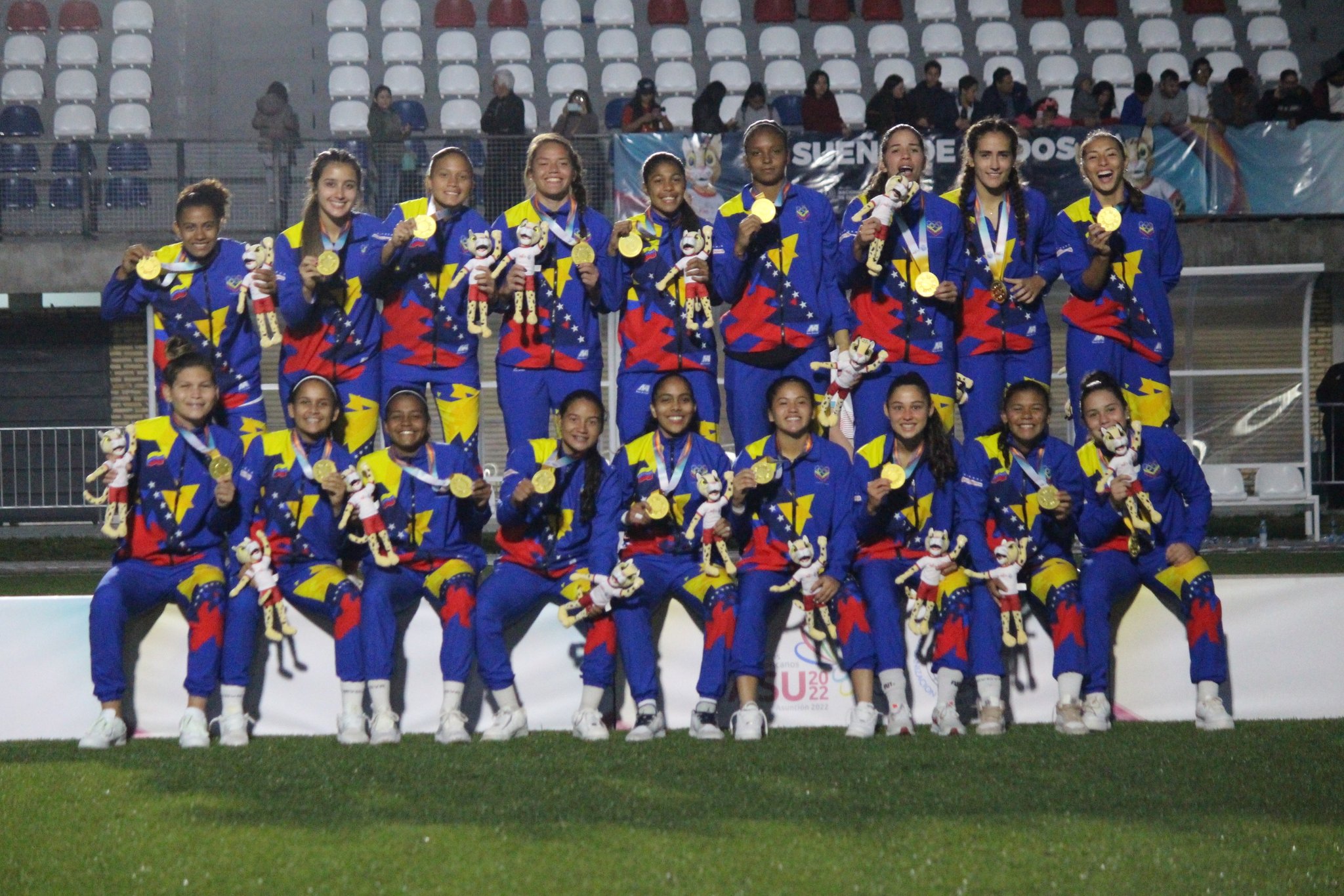 ¡Orgullo! Vinotinto femenina se alzó con la medalla de oro en los Juegos Suramericanos (Videos)