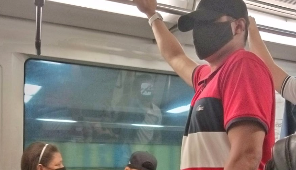 Individuo usa servilleta con burundanga para atacar a chicas en el Metro de Caracas