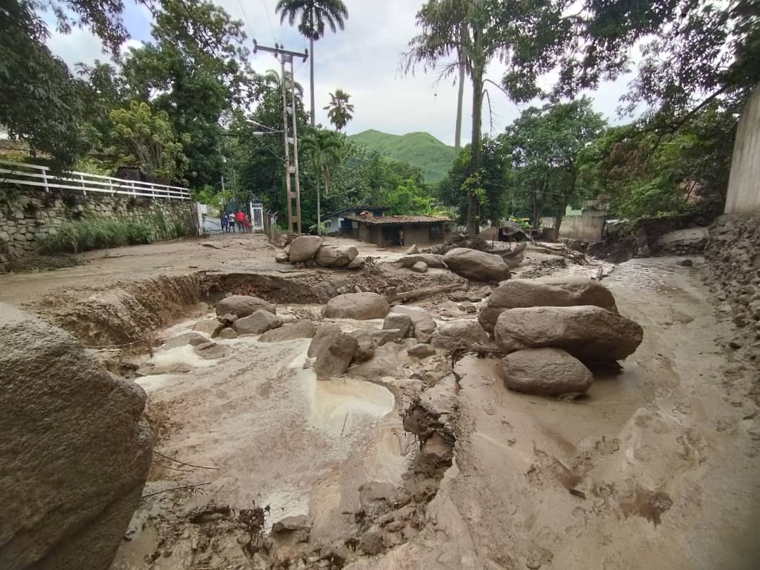 La imagen aérea de una tragedia: Así quedó la urbanización El Castaño tras desbordamiento de río