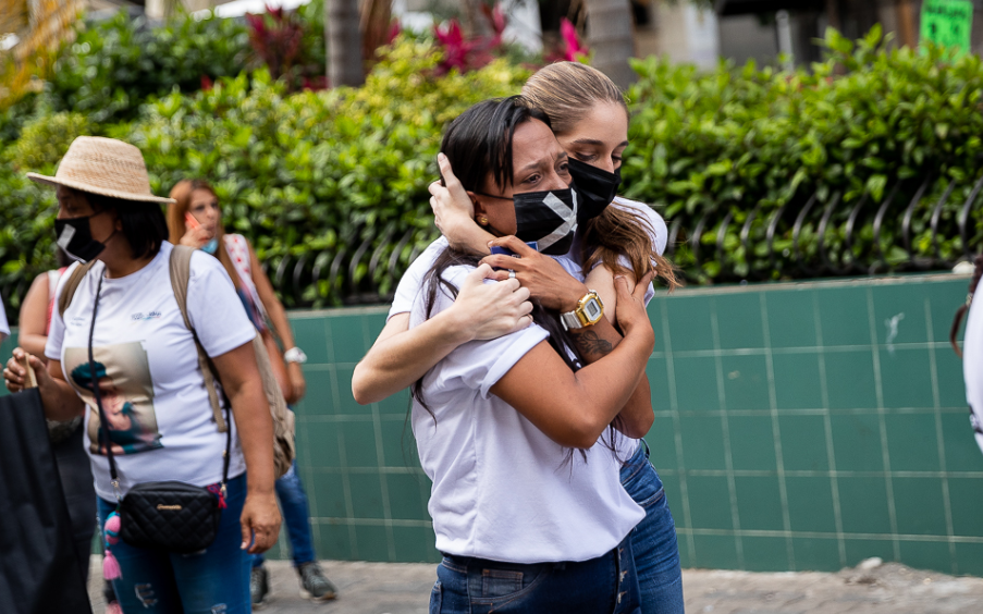 Venezolanas caminaron en silencio para denunciar ejecuciones extrajudiciales en Caracas