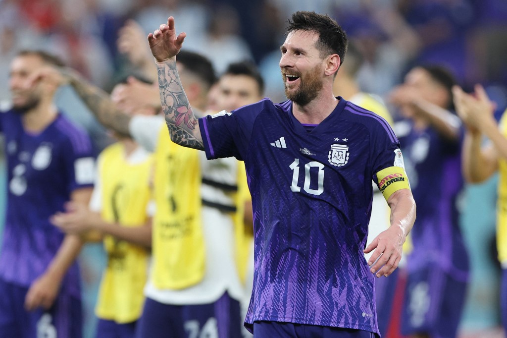 La “orquesta” de Messi bailó a Polonia… y tocará en octavos