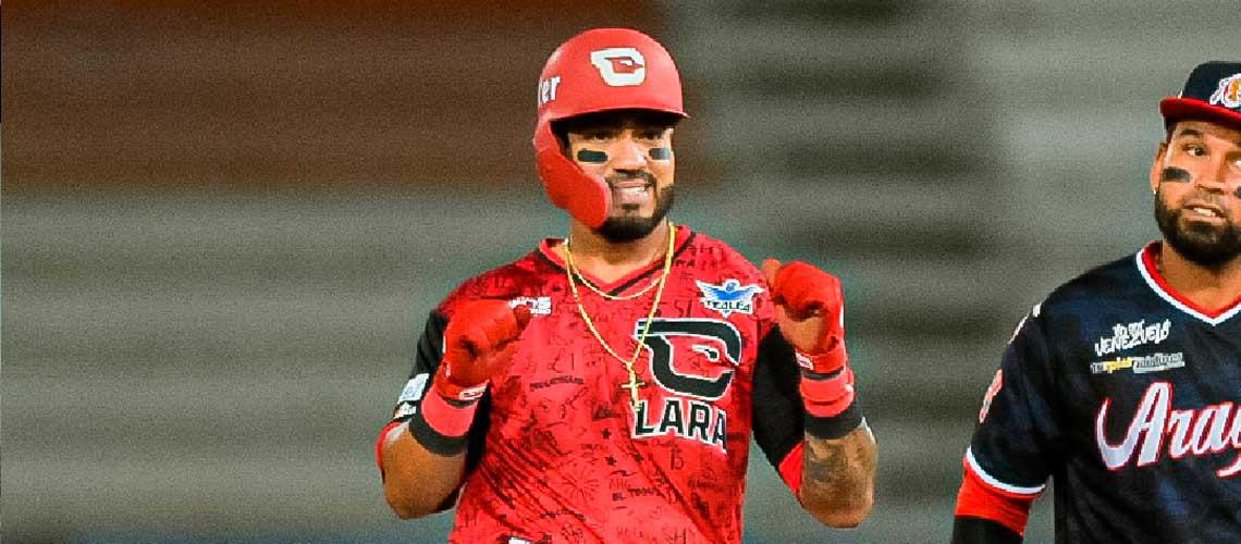 Cardenales y Tigres dividieron doble jornada en Maracay