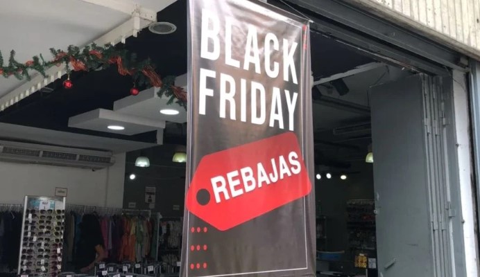 Black Friday en Caracas: venezolanos hacen colas desde la madrugada para aprovechar ofertas en tiendas este #25nov