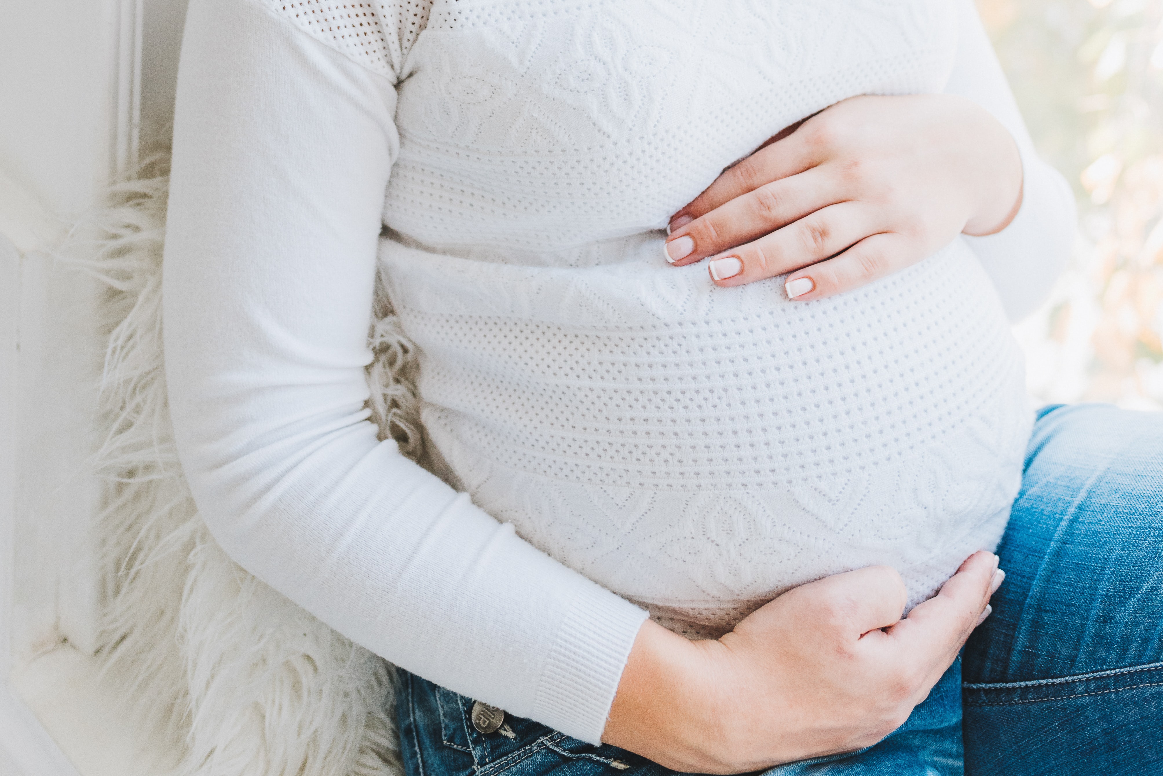 Una dieta materna alta en grasas no afecta igual al cerebro de hijos e hijas