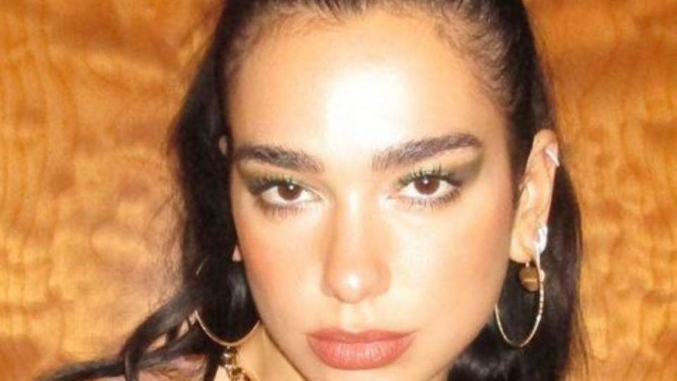 Dua Lipa paraliza de nuevo las redes con ajustado bikini que dejó sin palabras a todos (FOTOS)