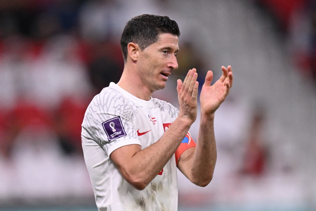 Lewandowski coquetea con retirarse de Polonia tras eliminación ante Francia: “Necesito ser feliz jugando”