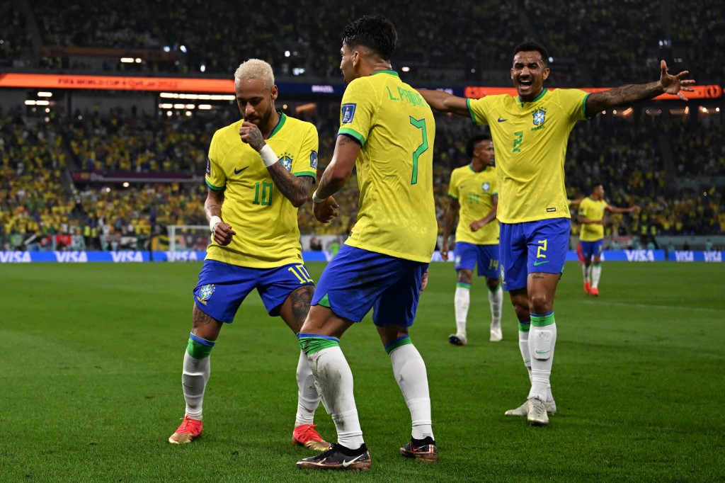 A ritmo de samba y goles, Brasil le dio un baile a Corea del Sur