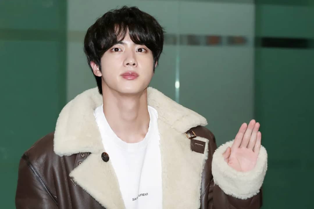 El radical cambio de look de Jin de BTS para ingresar al servicio militar en Corea del Sur (LA FOTO)