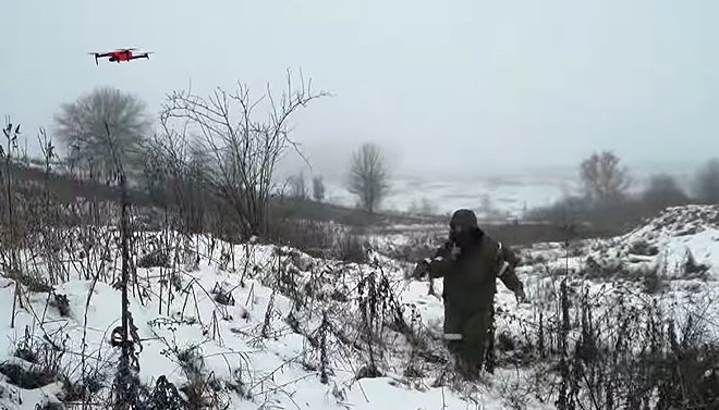 Ucrania difunde video en ruso con instrucciones a los militares pro Putin para saber cómo rendirse