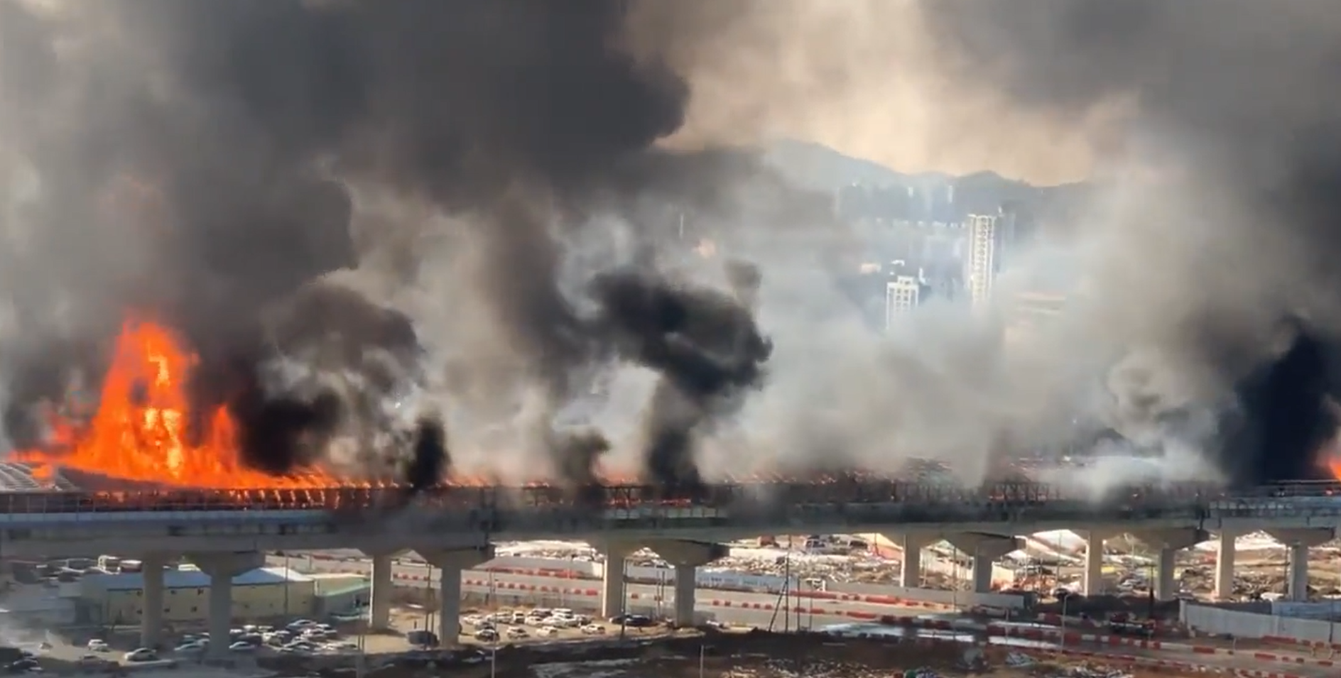 Choque ocasiona gigantesco incendio en un túnel de Corea del Sur: cinco muertos y decenas de heridos (VIDEOS)