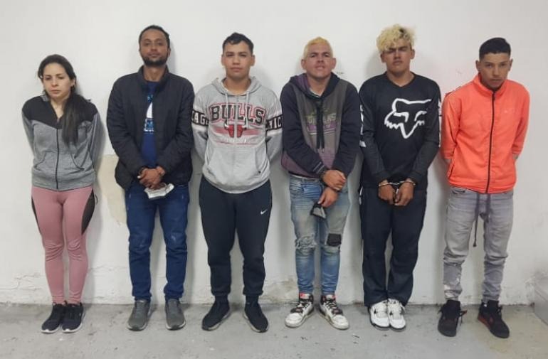 Venezolanos robaron 60 mil dólares de una joyería en Quito usando máscaras de “La Casa de Papel”