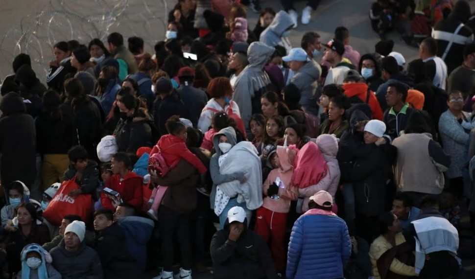 EEUU reporta cifra récord de arrestos en la frontera sur en diciembre, números bajan en enero (Video)