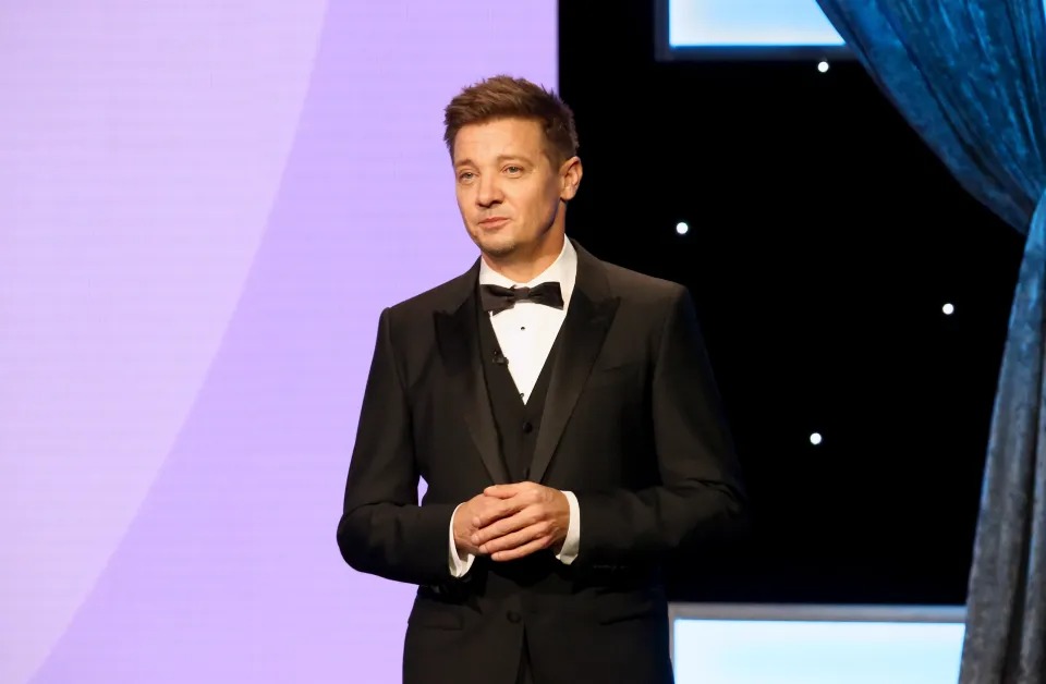 El nuevo VIDEO de Jeremy Renner tras el accidente que tranquiliza a sus seguidores