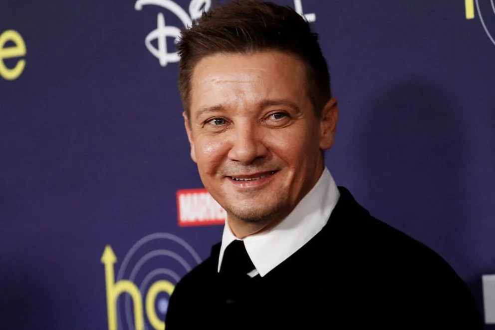 Jeremy Renner fue operado tras el accidente en Nevada y permanece en la unidad de cuidados intensivos