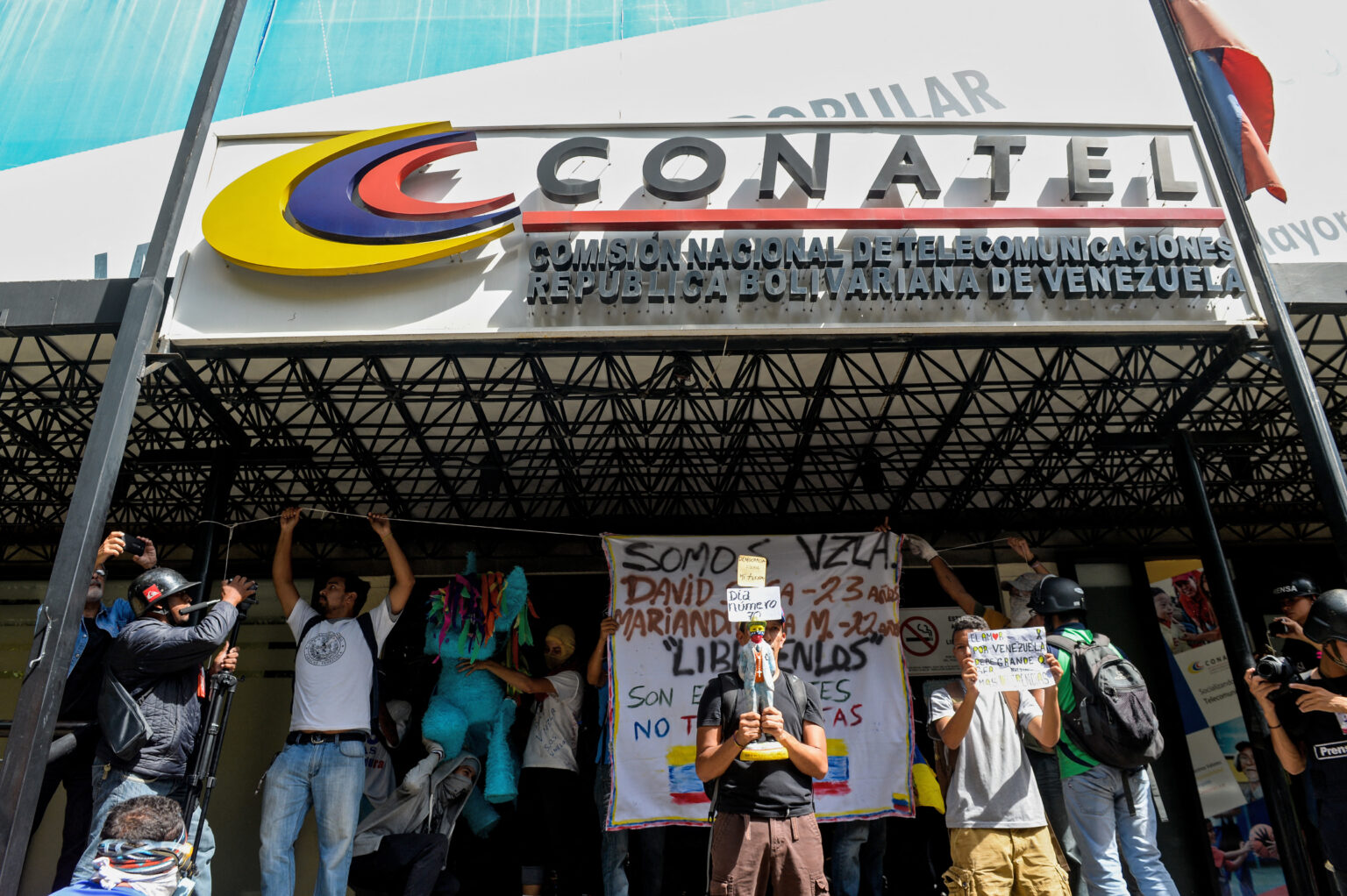 Venezuela’s NGOs and Independent Media Unite Against Disinformation