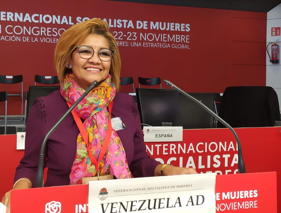 Dinorah Figuera denunció allanamiento de la Dgcim en la vivienda de Auristela Vásquez