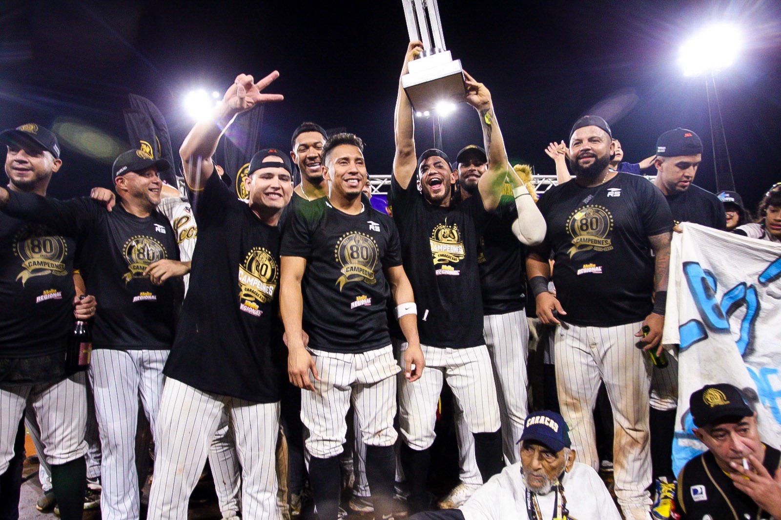 De Omar Vizquel a Baltazar Porras, las mejores reacciones tras el triunfo de los Leones del Caracas