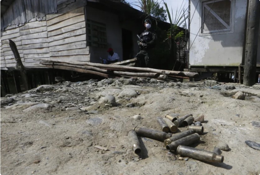 Cómo ha evolucionado el cese al fuego en Colombia desde el reinicio del diálogo entre Petro y el ELN, según ONG