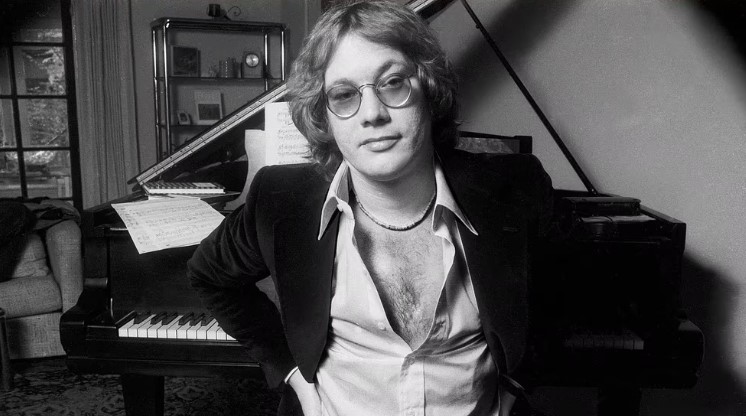 Warren Zevon, un músico de resonancias literarias y con “la suerte por el piso”