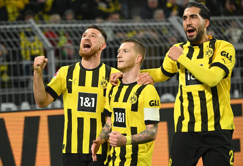 Borussia Dortmund alcanzó la cima de la Bundesliga tras su décima victoria consecutiva