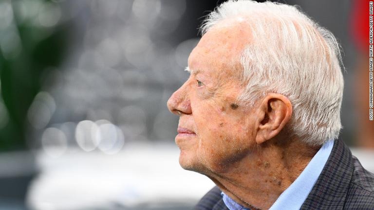 Biden dice que el expresidente Jimmy Carter le pidió que pronunciara su elogio fúnebre