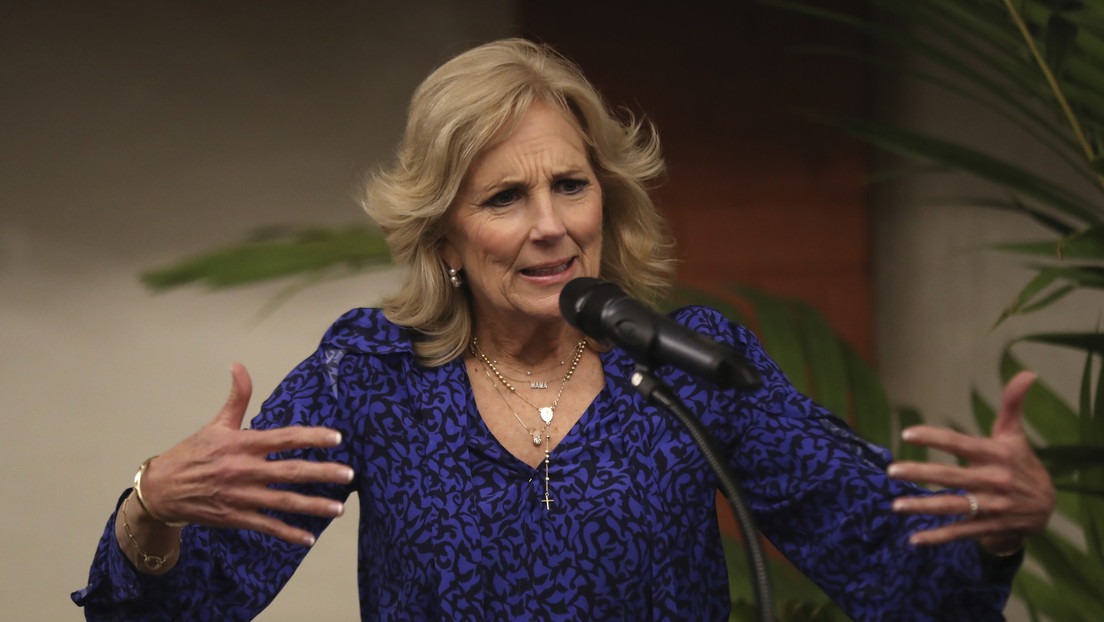 Lo que dijo Jill Biden al escuchar propuesta sobre chequeos de aptitud mental para políticos