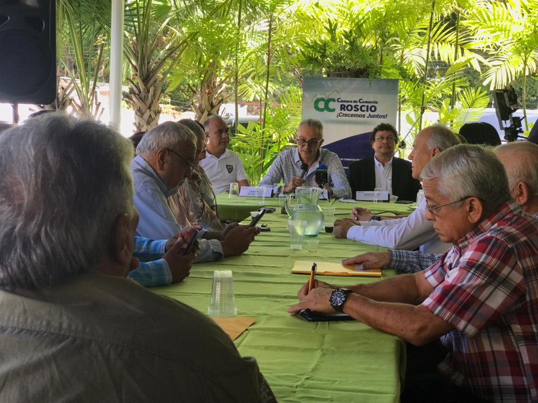 Comerciantes de Guárico se cansaron de las altas tarifas del agua y se fueron a protestar a HidroPáez