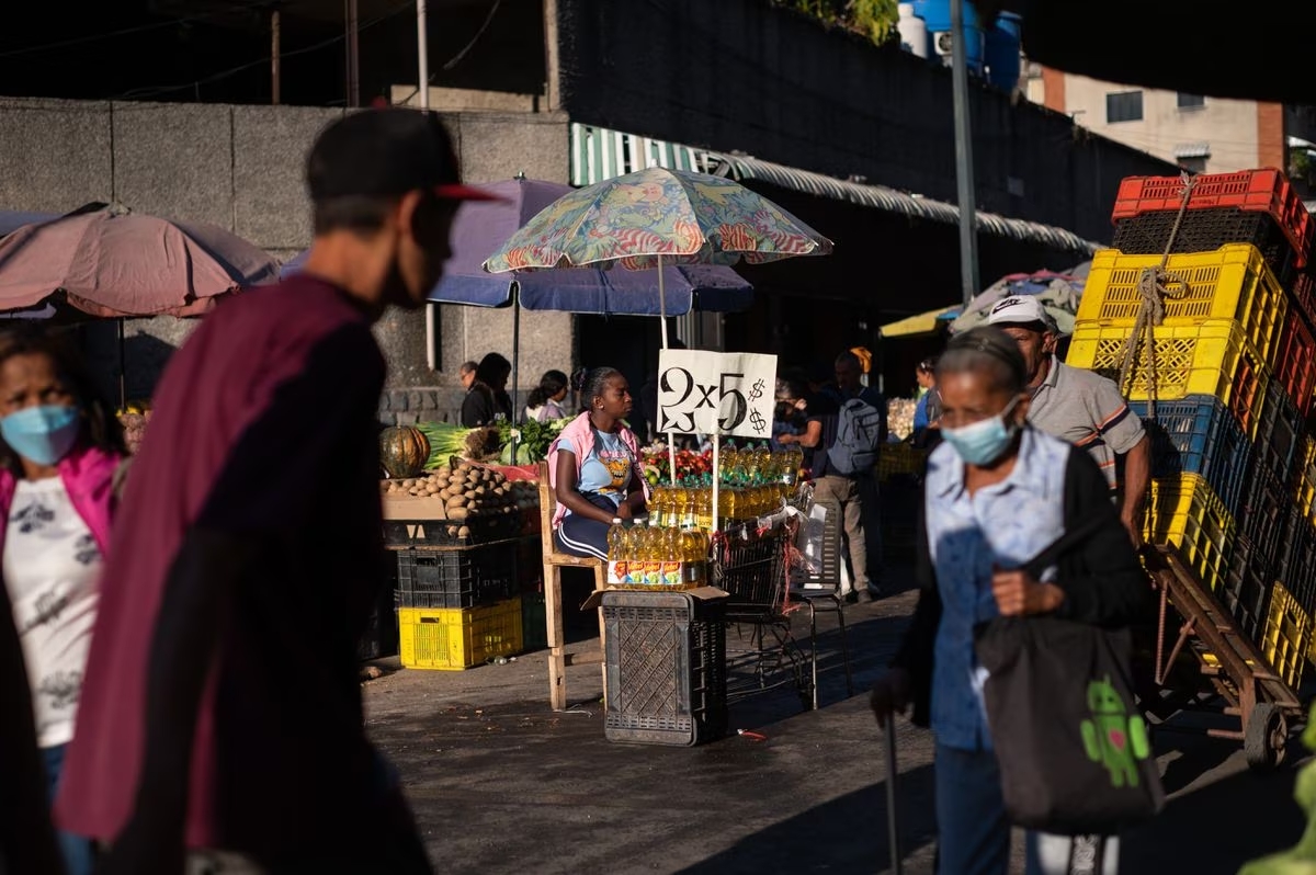 Cifras del mes de febrero indican una tasa de inflación fuera de control, según OVF