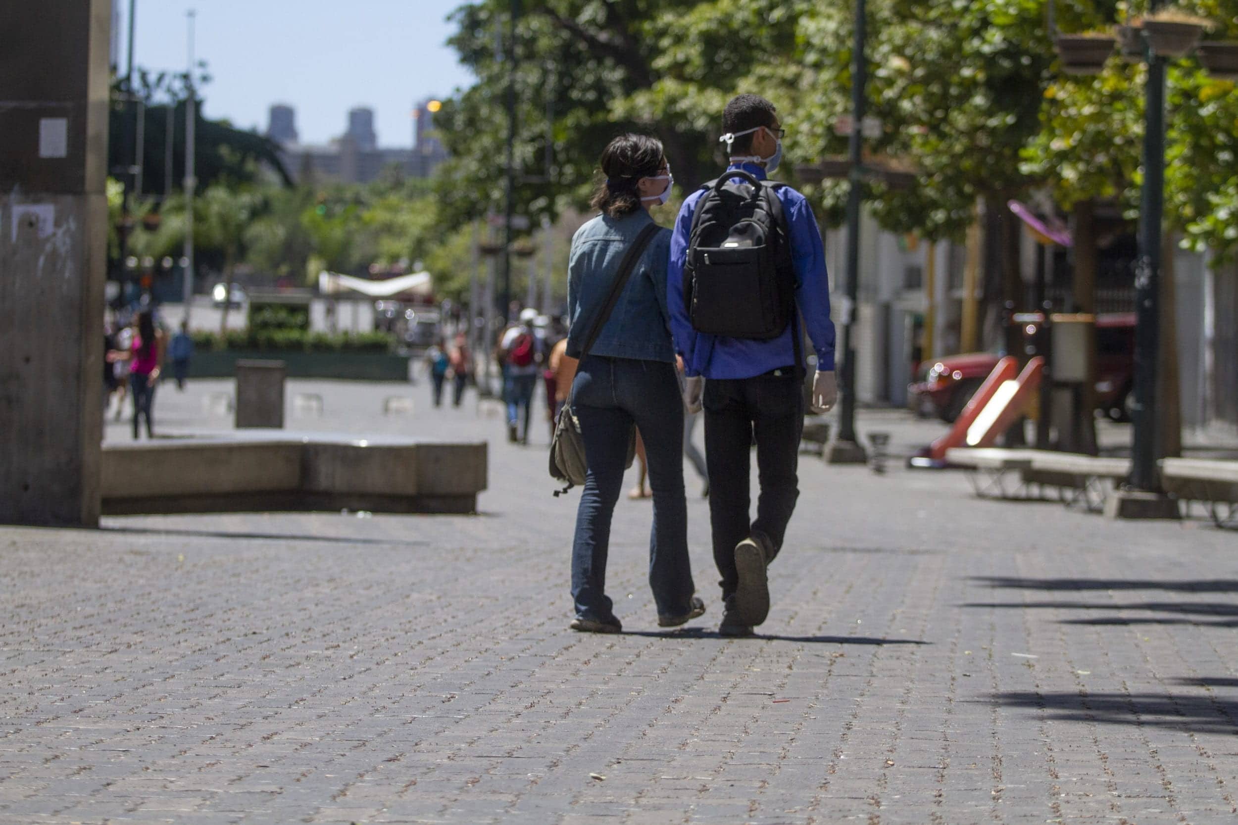 Alto costo de la vida en dólares limita el consumo en los hogares venezolanos