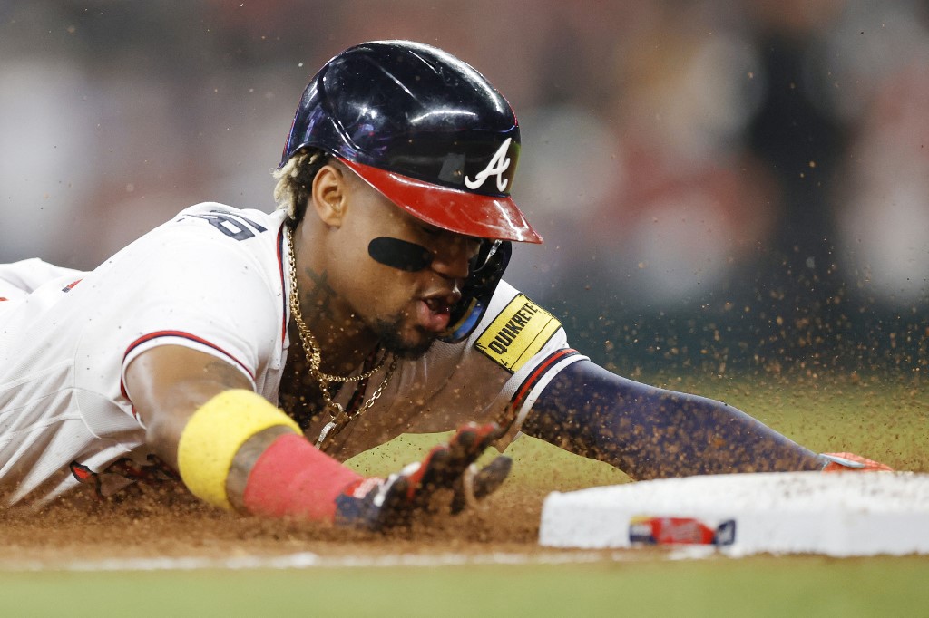 Ronald Acuña Jr. estableció nuevo récord de bases robadas para un venezolano en una campaña (Video)