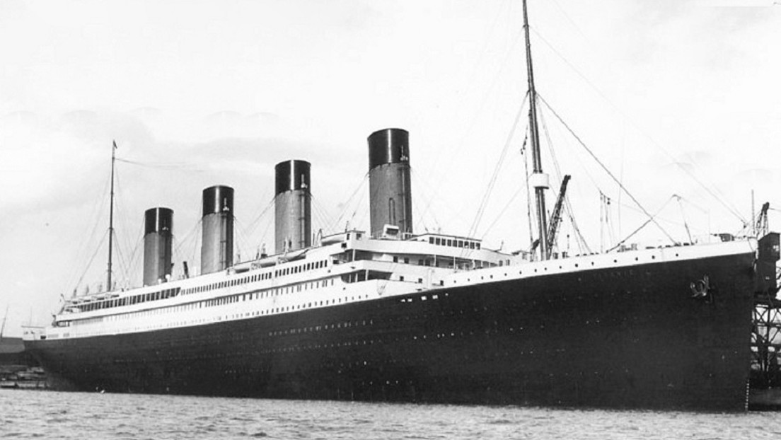 Descubren un collar con un diente de megalodón entre los restos del Titanic