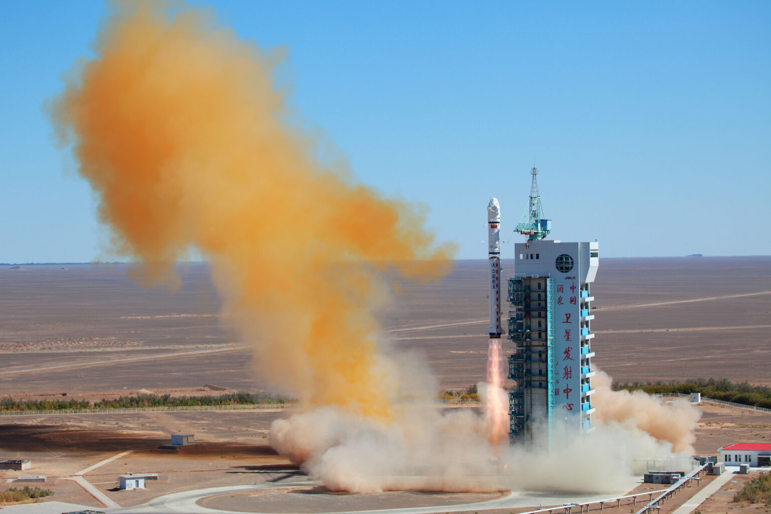 China Invites Venezuela to the Moon