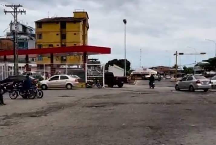 Se acabaron las colas en la bomba de Socopó desde que comenzó a cobrar gasolina en dólares