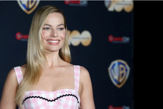 Margot Robbie reveló cómo grabó su escena erótica más famosa con Leonardo DiCaprio