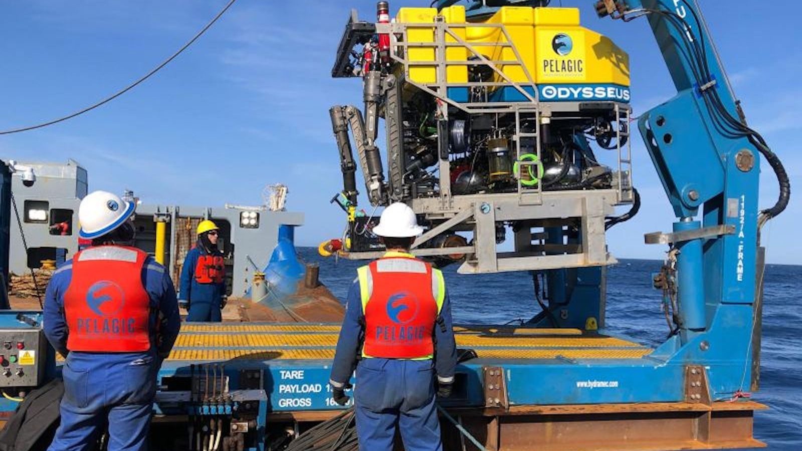 Un robot está tras los restos de la implosión del submarino Titán