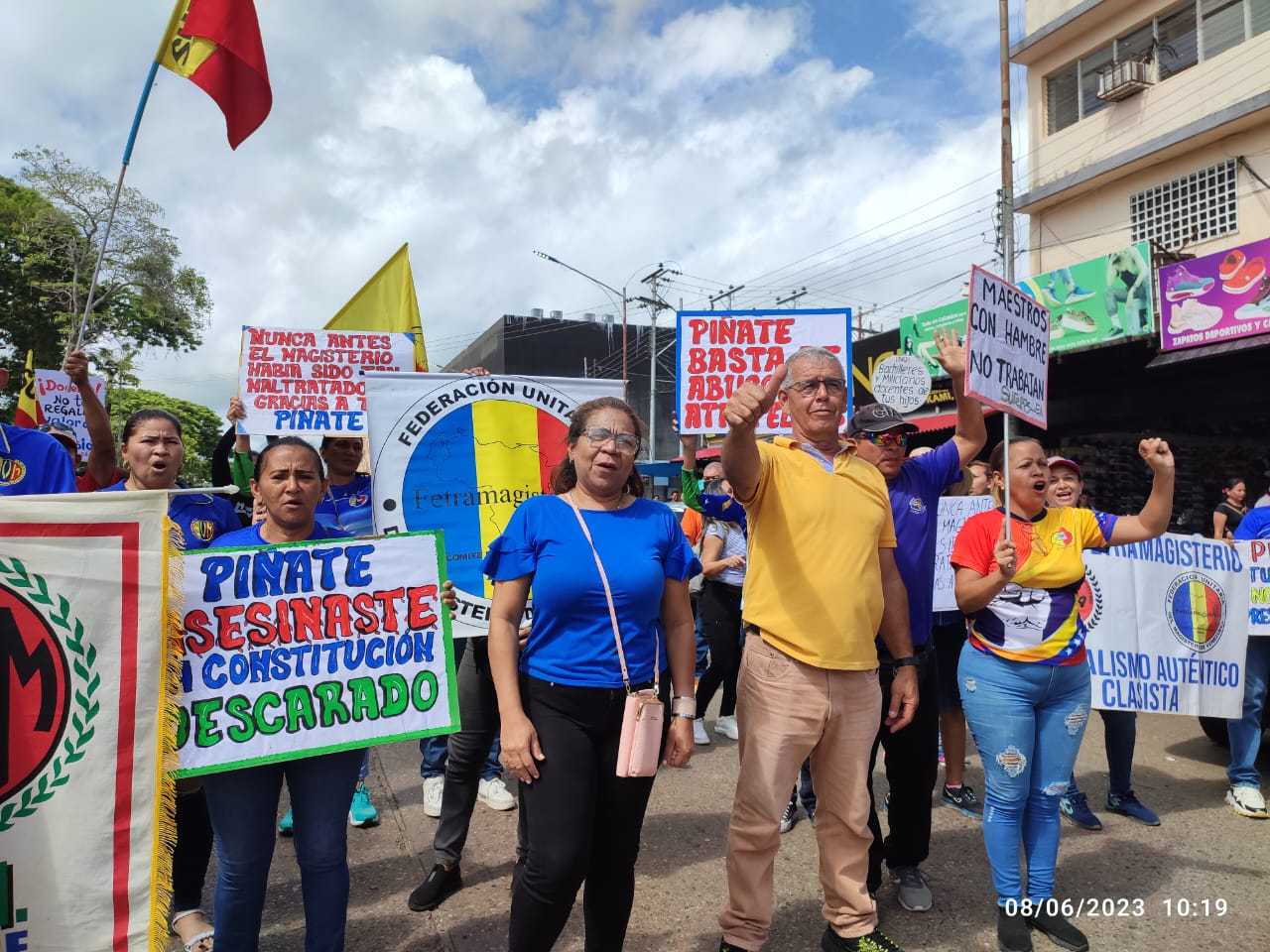 Maestros apureños se cansaron de los bonos chimbos de Maduro