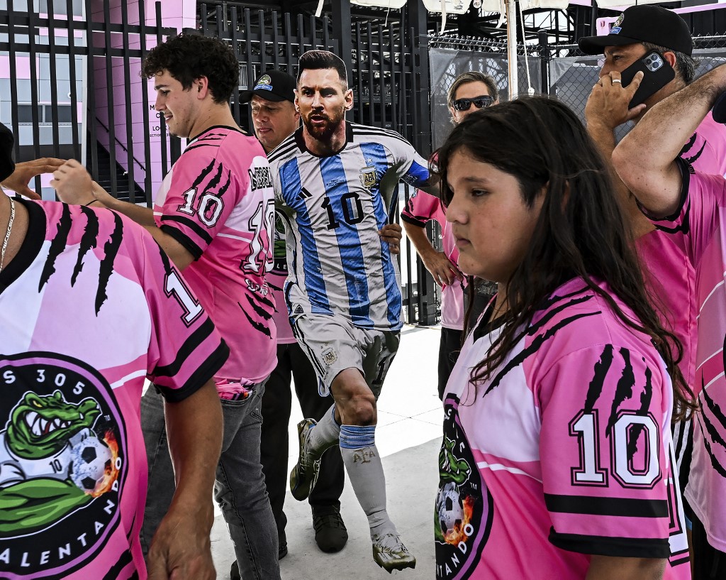 Camilo y Ozuna actuarán en la presentación de Messi con Inter Miami este #16Jul