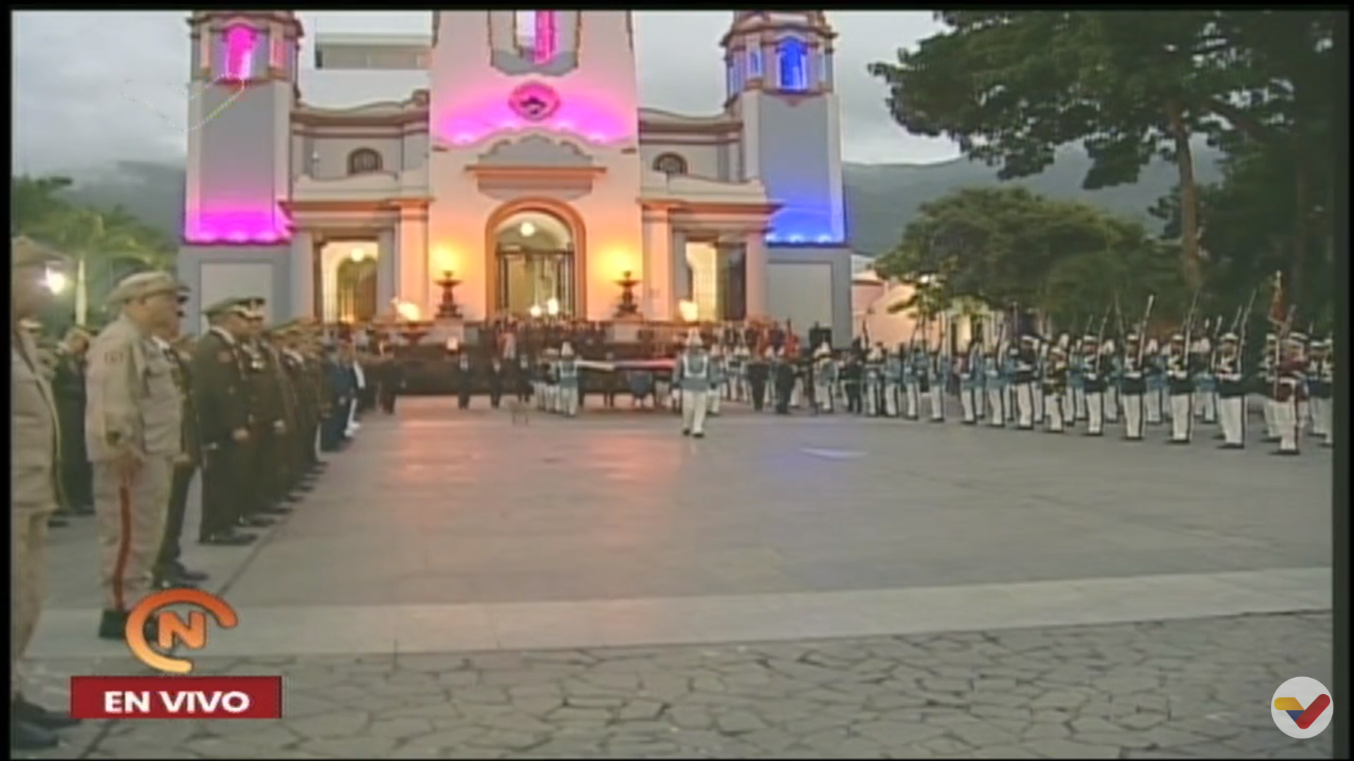 Con izada de la bandera nacional se conmemora el Día de la Independencia de Venezuela #5Jul