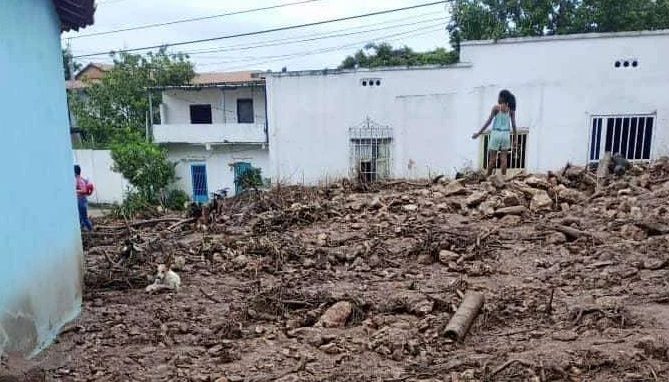 Terror en El Consejo: Lluvias causaron estragos en la población aragüeña