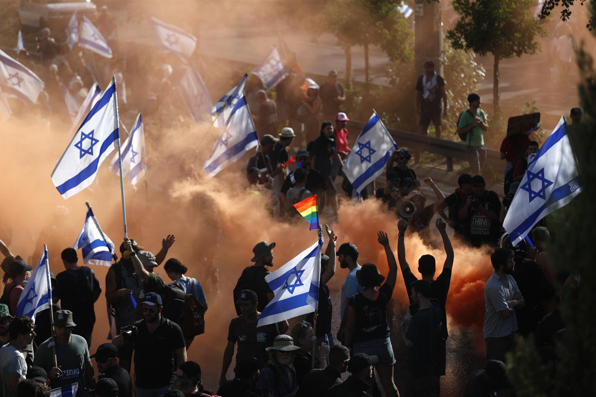 Crecen las protestas tras aprobarse primera ley de reforma judicial en Israel