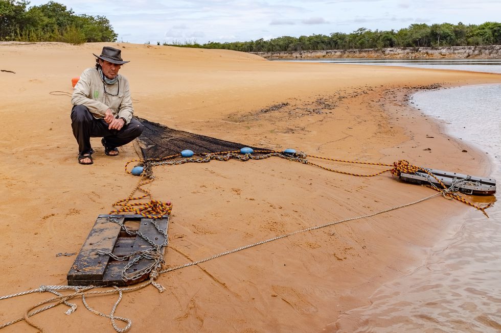 El País: Peces que almuerzan microplásticos y otros ciegos… el fantástico mundo del río Orinoco