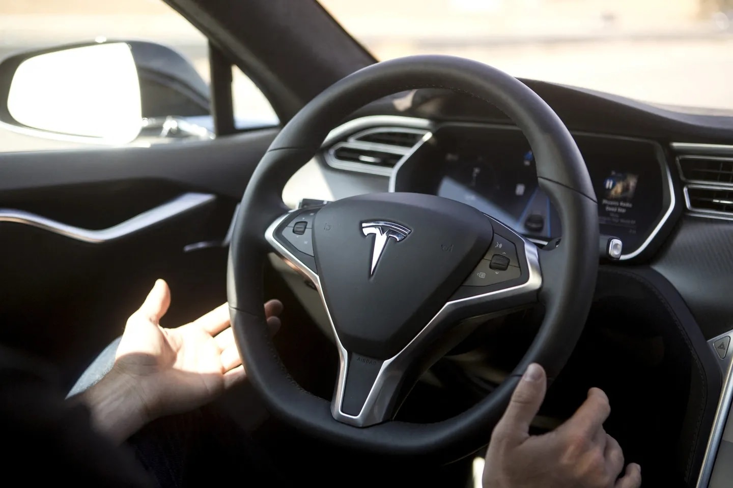 El insólito regalo que Tesla le hace a sus nuevos clientes