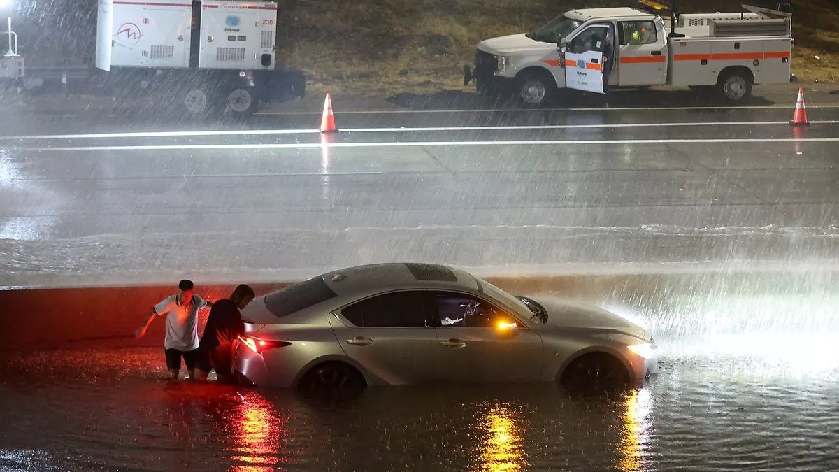 Intensas inundaciones en California: ¿cuánto durará la tormenta tropical Hilary?