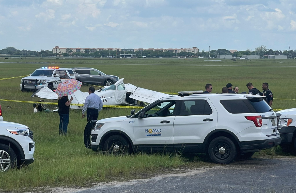 Dos tripulantes murieron cuando avioneta presentó falla catastrófica al despegar en Florida (Video)