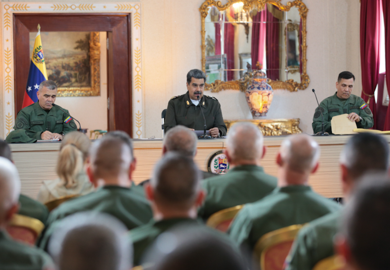 “Pudiera haber elecciones este año, hay tiempo”, sugirió Nicolás Maduro frente a las cámaras (Video)