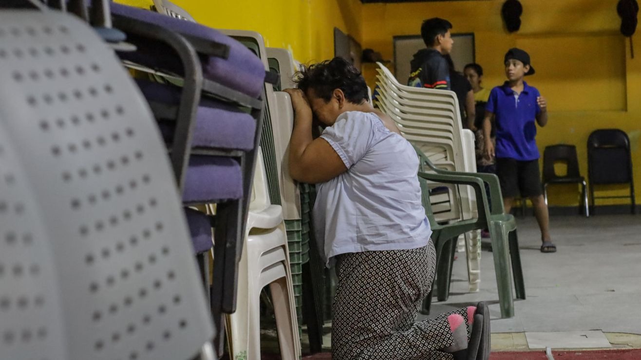 Migrantes inician huelga de hambre indefinida en la frontera de EEUU por este crucial motivo