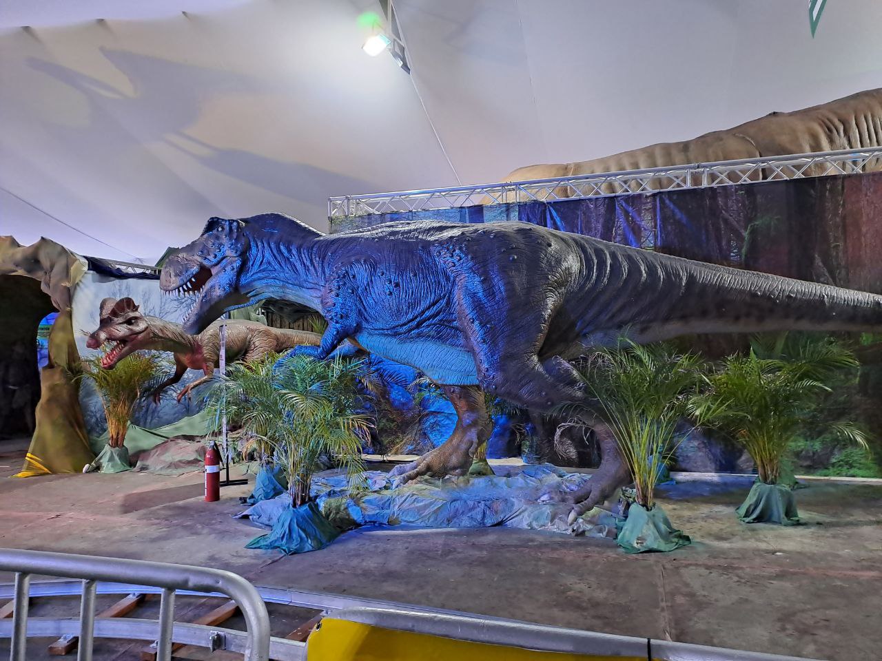 Los dinosaurios llegaron a Caracas para que los pequeños disfruten las vacaciones (VIDEO)