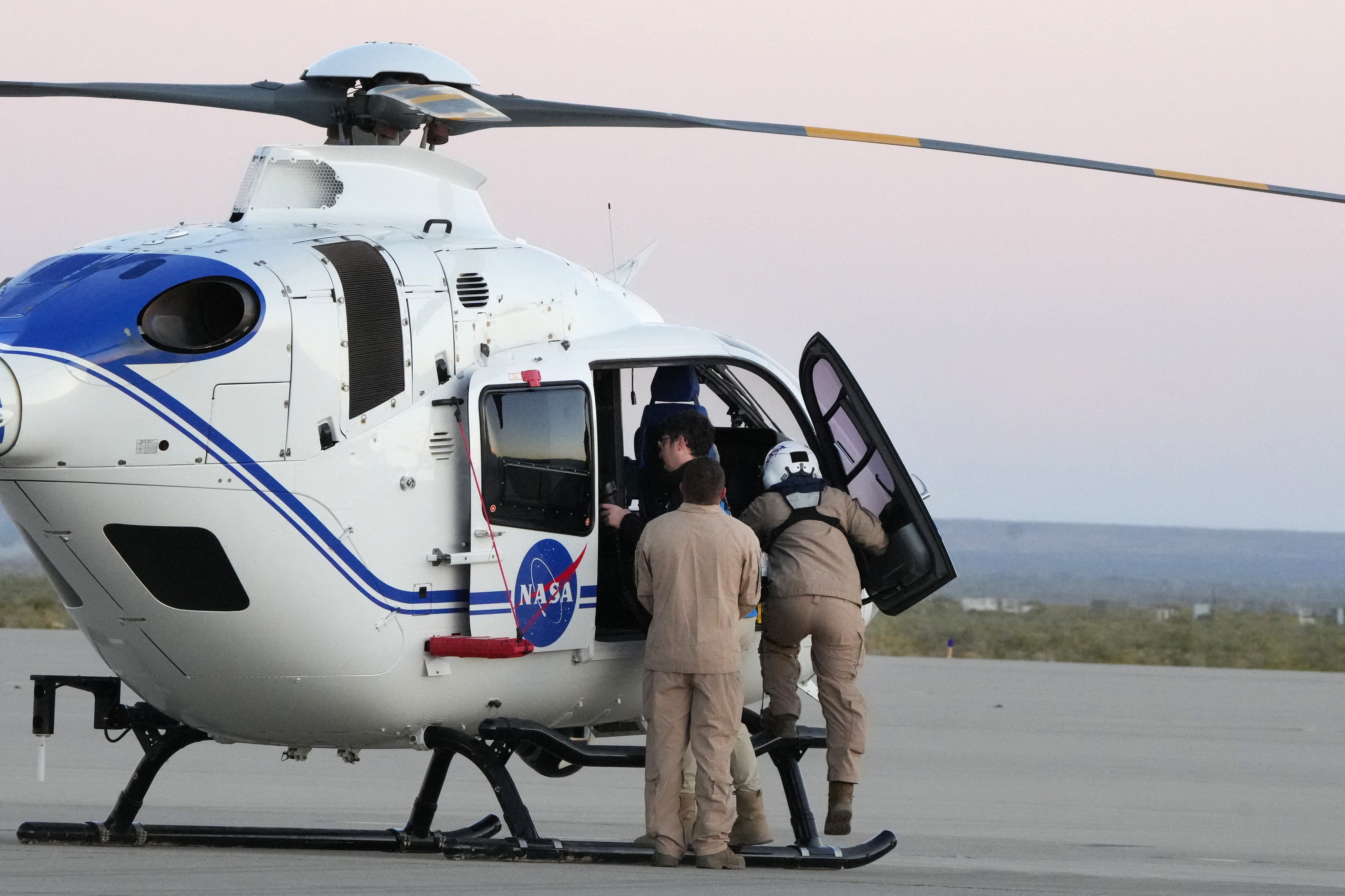 Nasa logra traer a la Tierra una muestra de un asteroide por primera vez en su historia